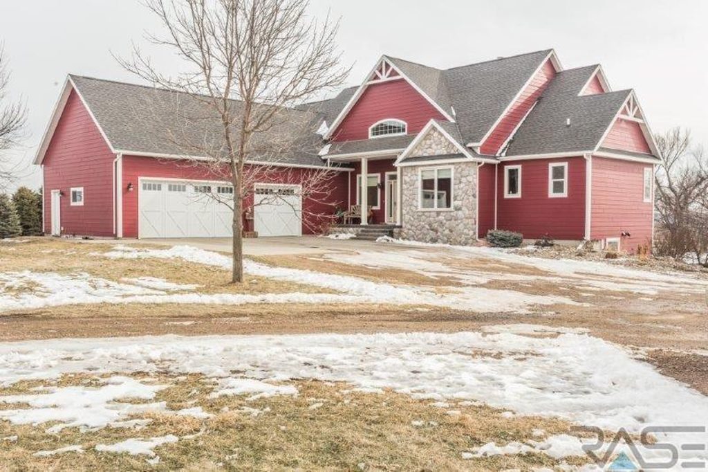 Three houses top $1M in sales report - SiouxFalls.Business