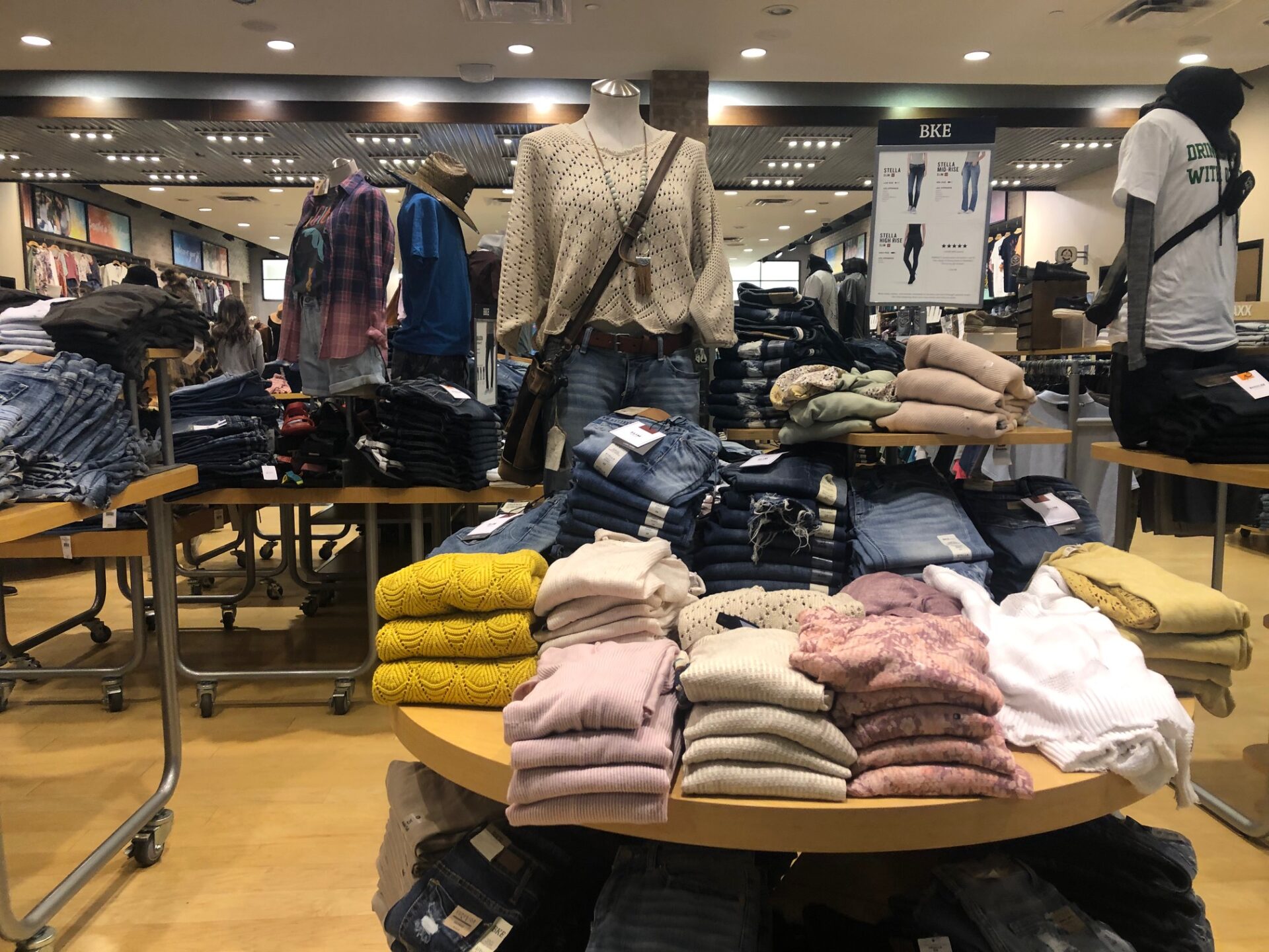 Buckle debuts updated look in one of its top stores 